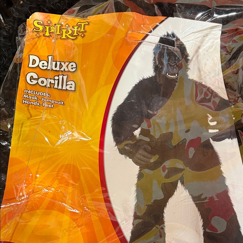 Spirit Deluxe Gorilla costume